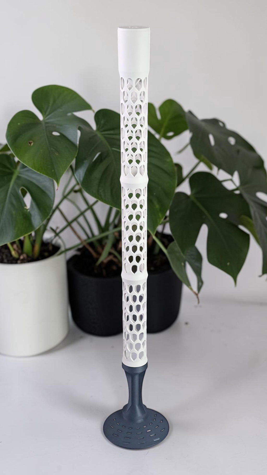 Modular Moss Pole with Disc or stake base